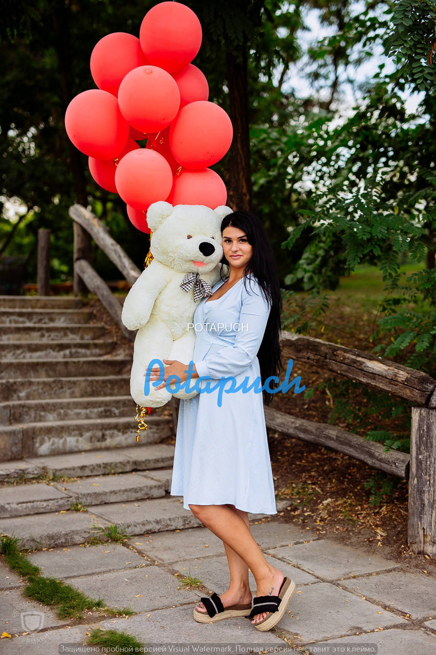 

Большой плюшевый мишка Рой100см кремовый