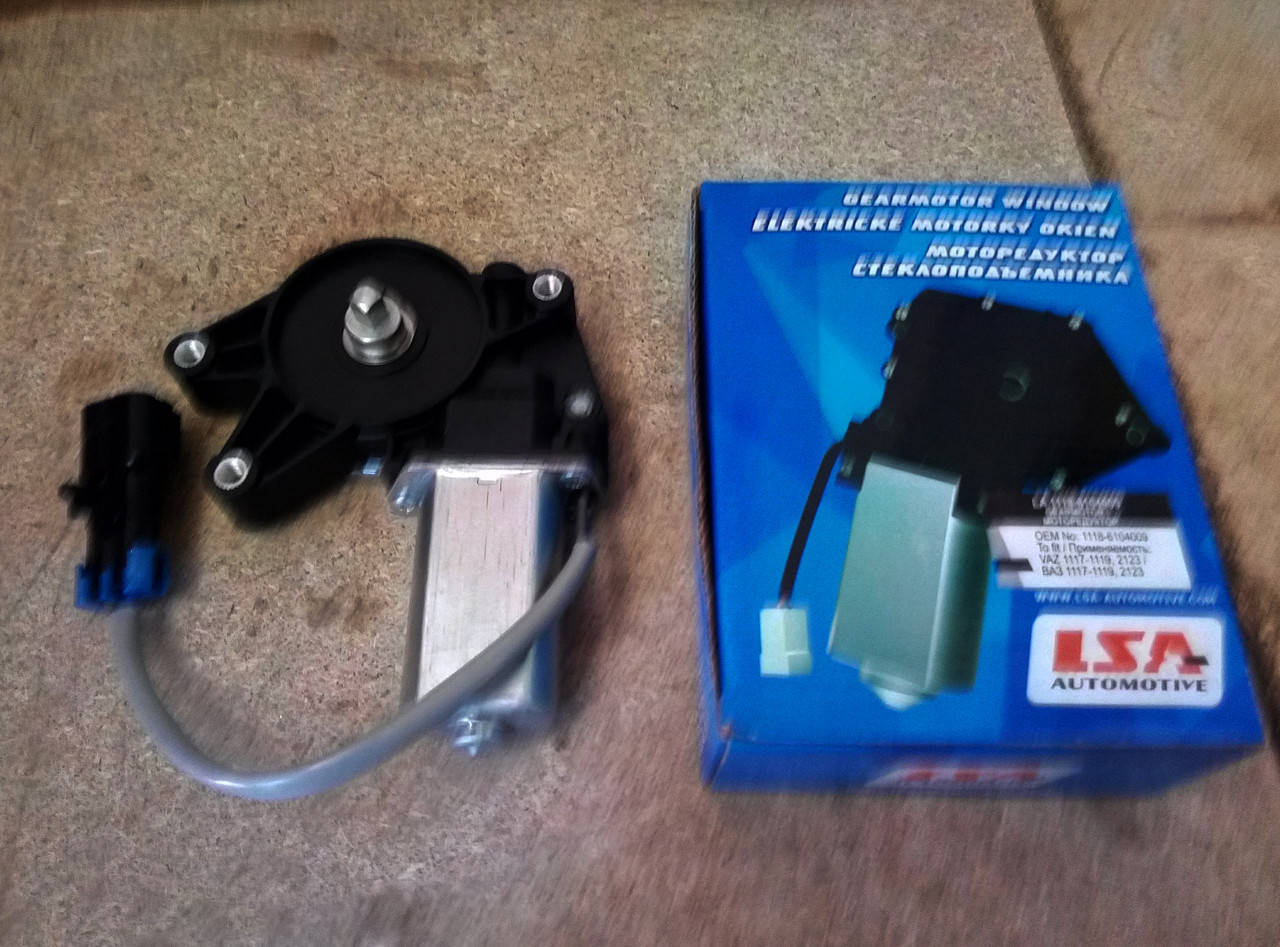 

Мотор стеклоподъемника Приора Ваз 2170, 2171, 2172 правый LSA