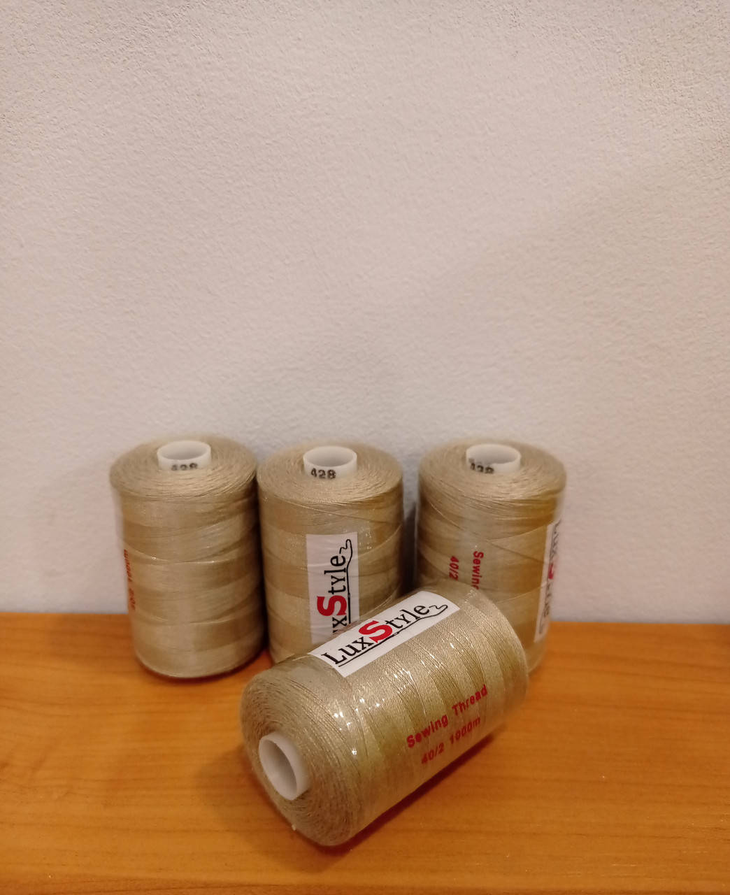 

Нитки швейные LuxStyle 40/2-1000м (100% полиэстeр) №_428, Разные цвета