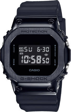 

Мужские часы Casio GM-5600B-1ER