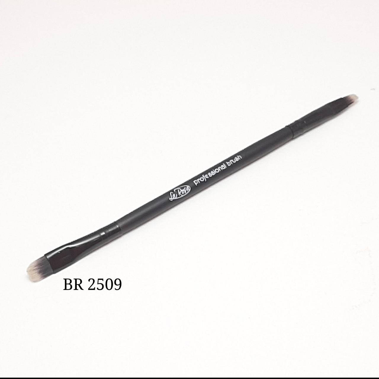 

Ла Роса Кисть для теней / губ (двойная) La Rosa BR 2509