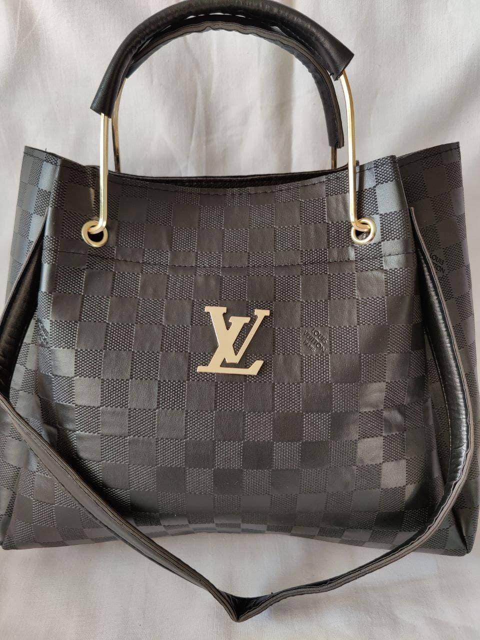 

Большая сумка женская (шопер) в стиле Louis Vuitton (Луи Витон), Черный