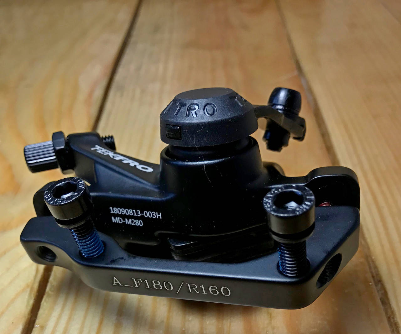 

Дисковый тормоз задний Tektro MD-M280 160/180 мм