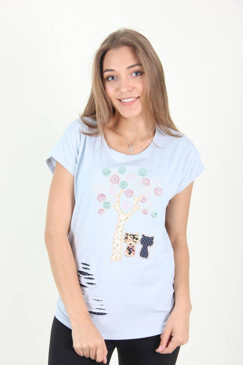 

Милая футболка для девушек нежно-голубая размер М, Разные цвета