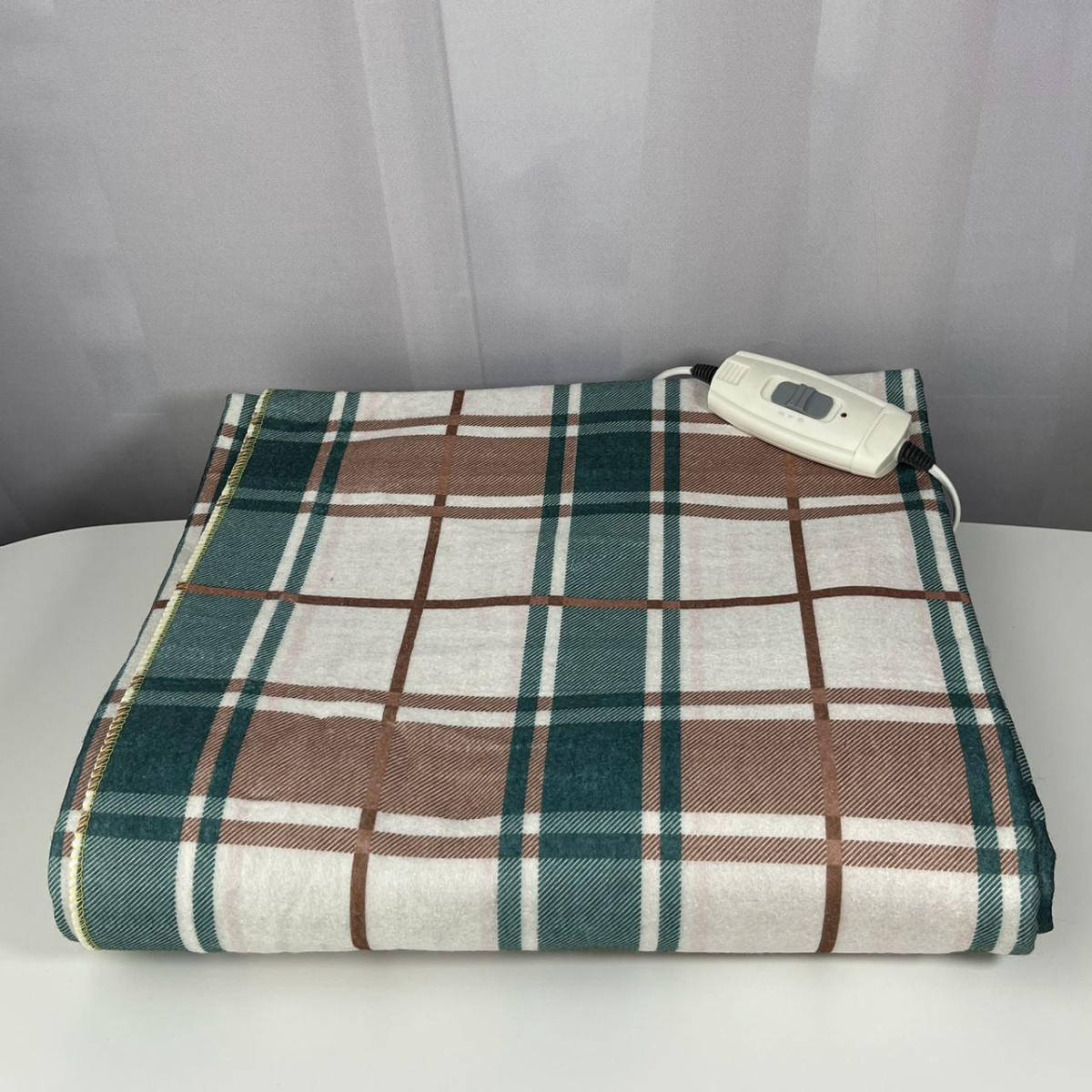 

Электропростынь с цветным рисунком LUX Байка Турция 120x155 см 55141 Клетка