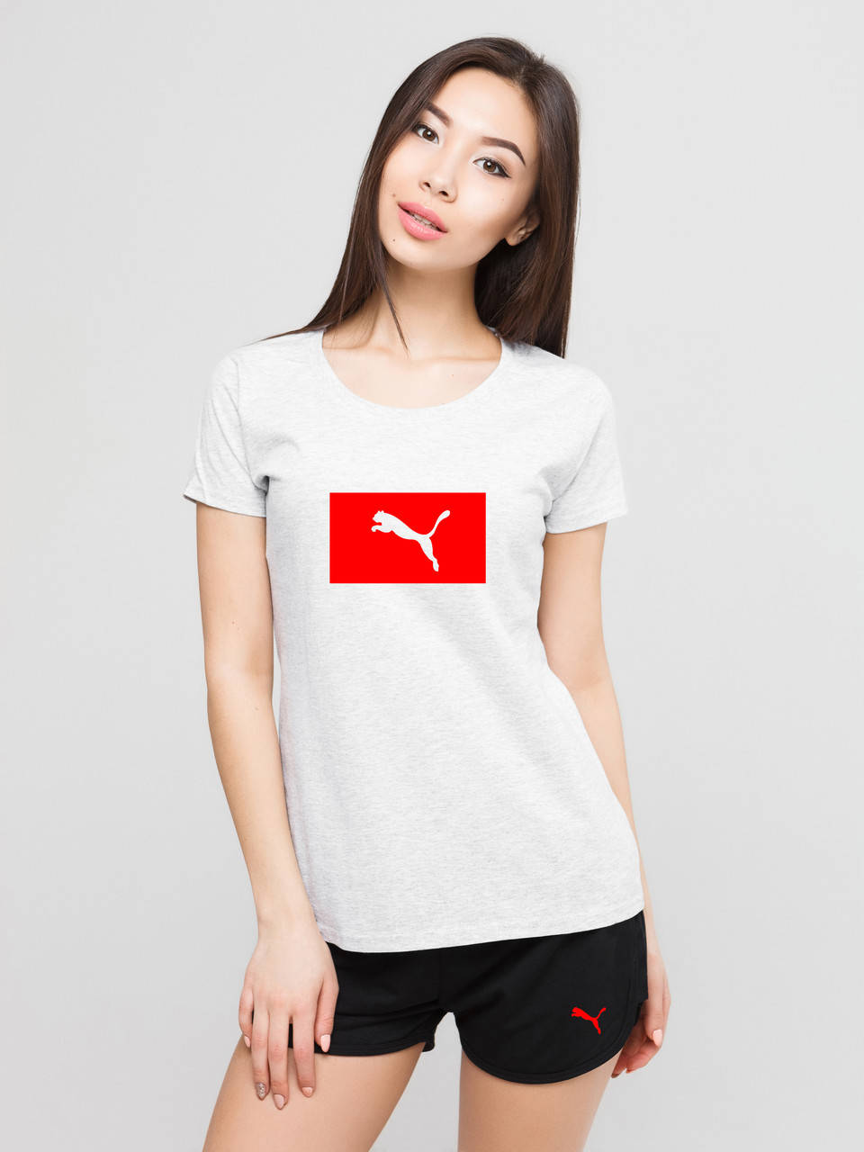 

Женский комплект Puma квадрат футболка+шорты, пума