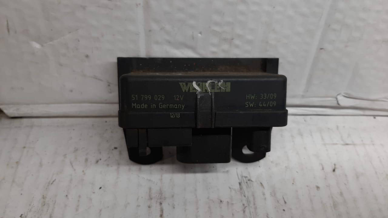

Б/у Реле свічок накалу (OM612) 51799029 Mercedes Sprinter/ Мерседес Спринтер