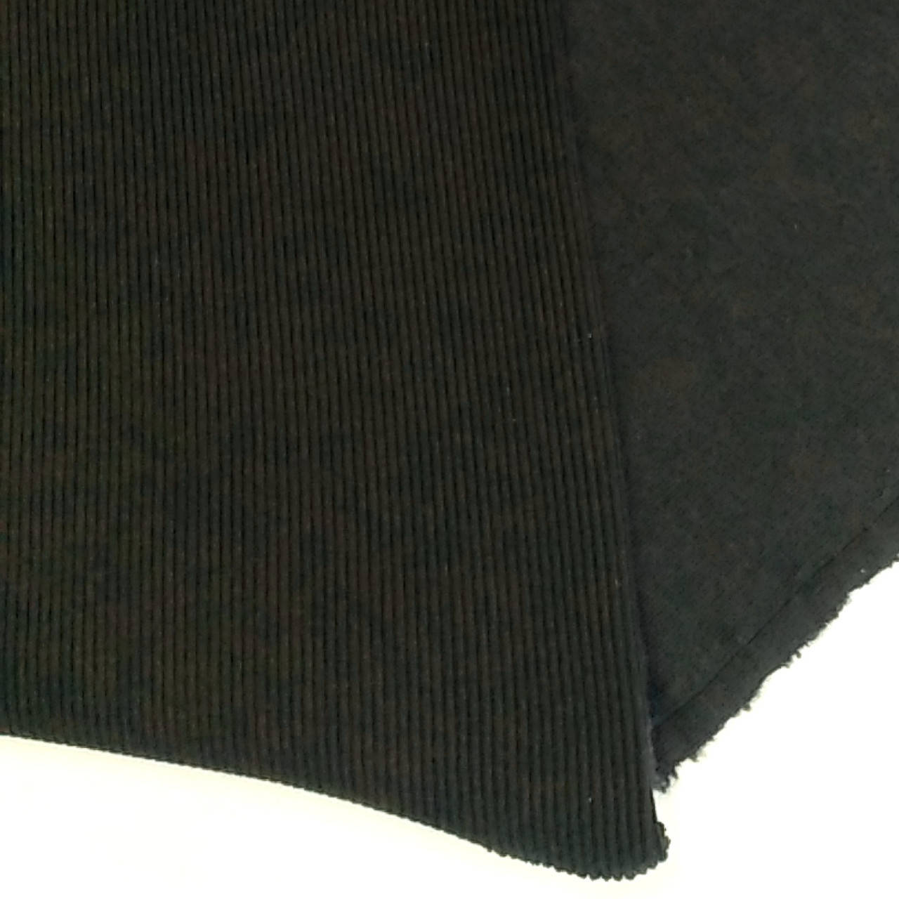 

Кашкорсе Серый гри темнее для трехнитки.