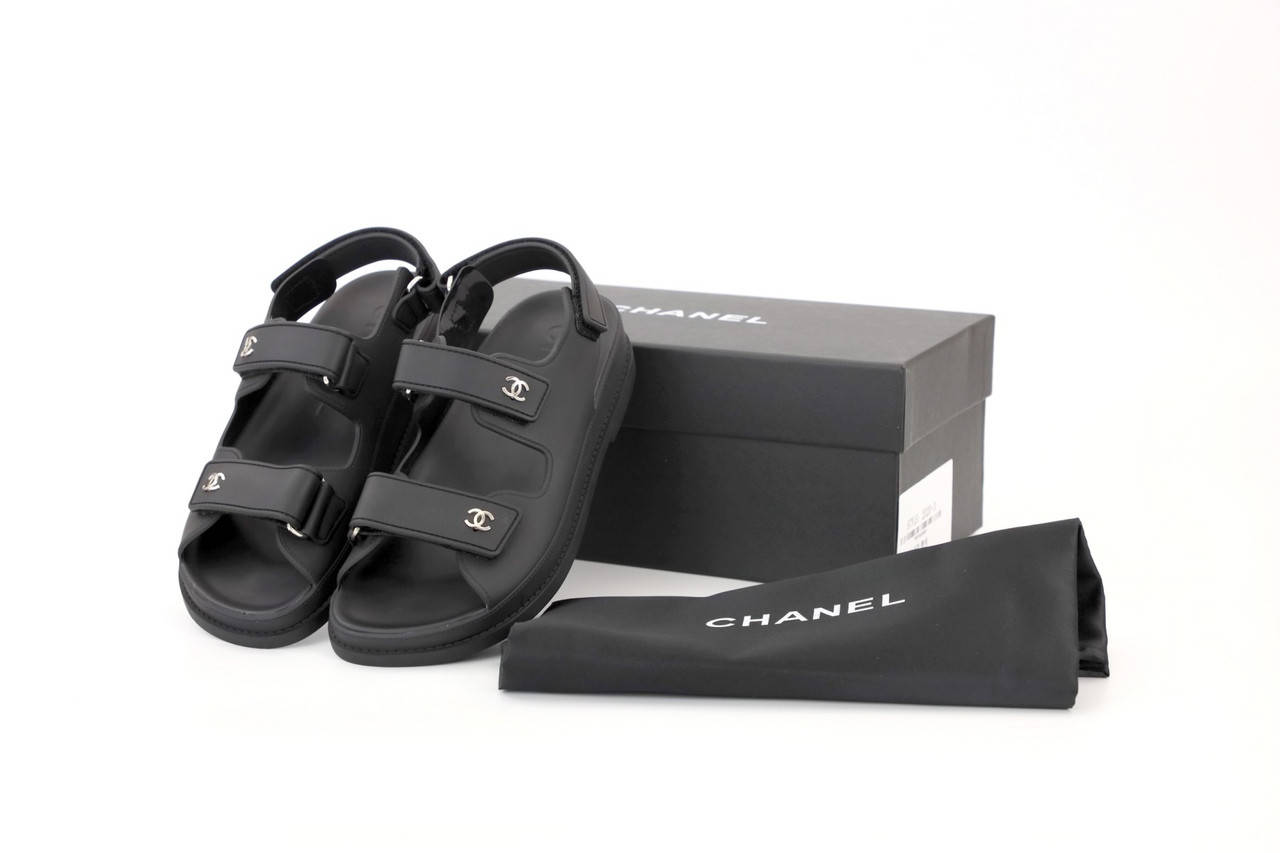 

Женские летние сандалии Chanel