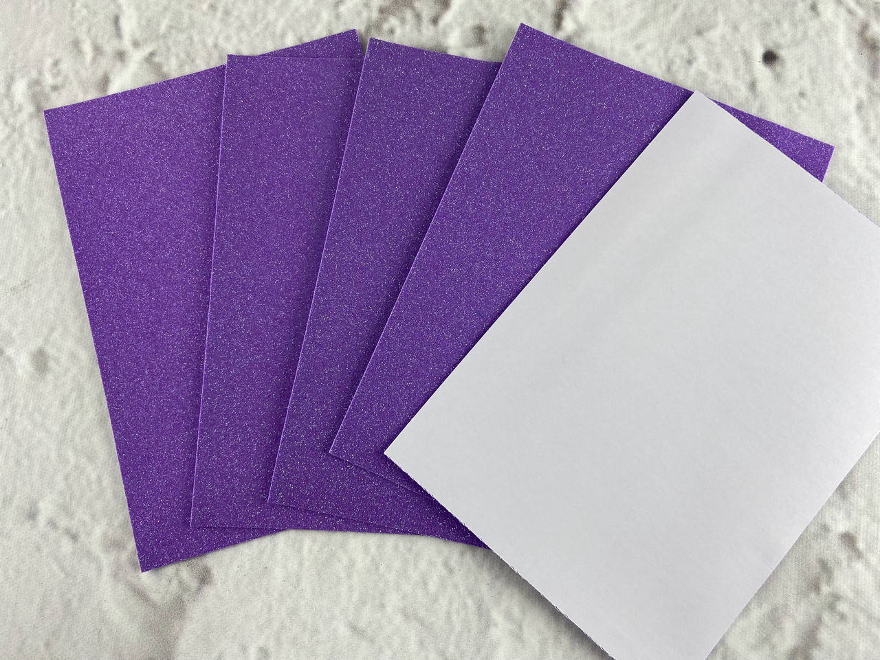 

Фоамиран с глиттером А4 1,7 мм Клеевая основа Цена за 1 лист Радужный фиолетовый 17IKA4-7111 29856A JosefOtten