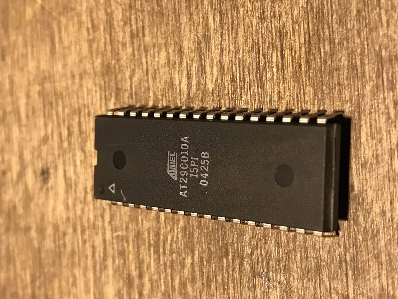 

Микросхема AT29C010A - 15PI Atmel