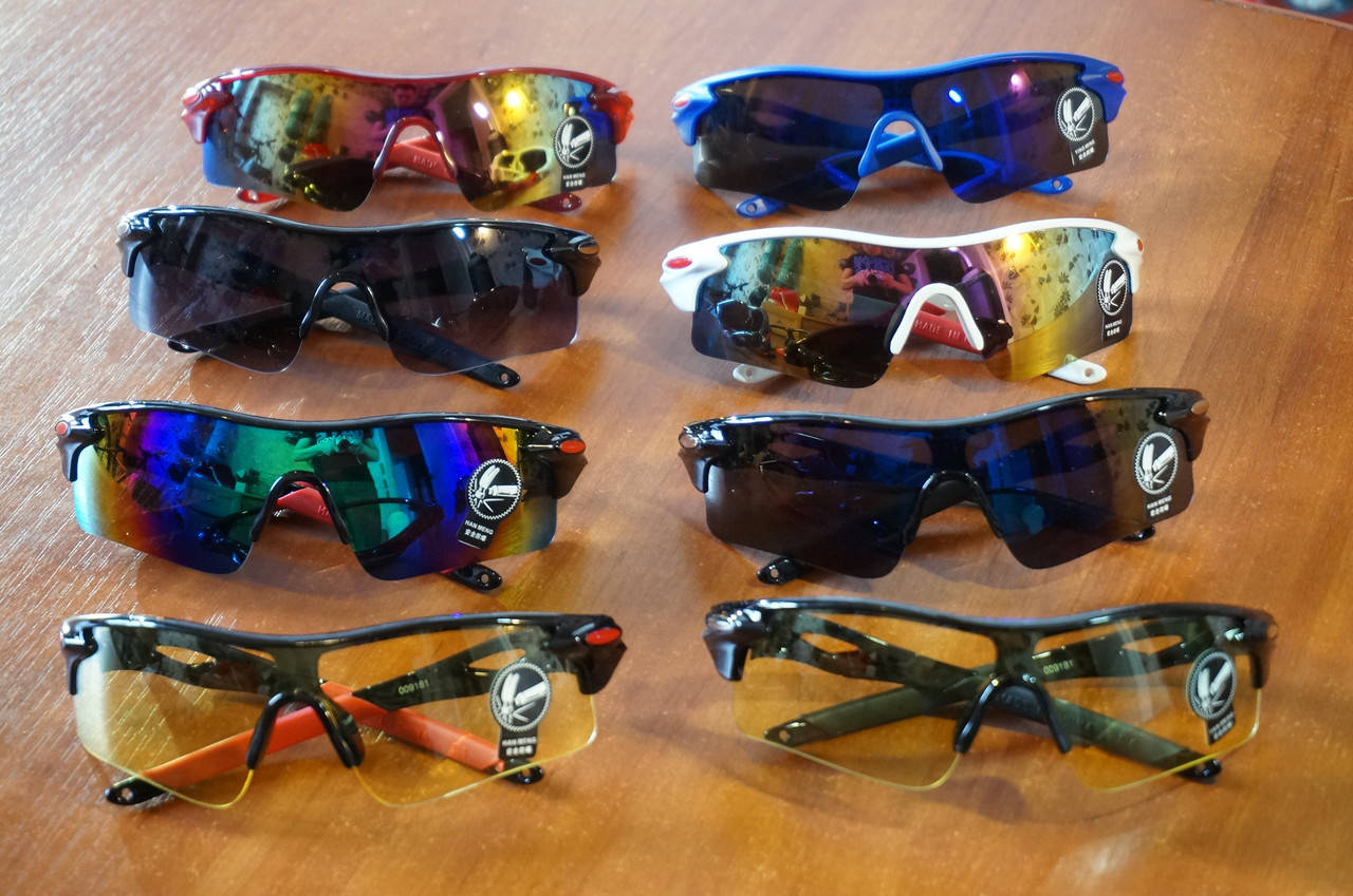 

Окуляри спортивні, велосипедні, багато кольорів!