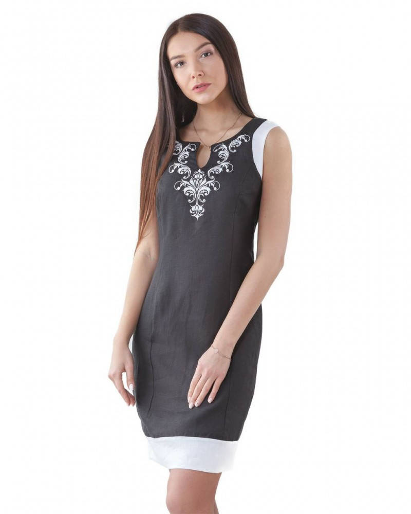 

Платье из черного льна с вышивкой.100% лён. Размерный ряд XS-XL