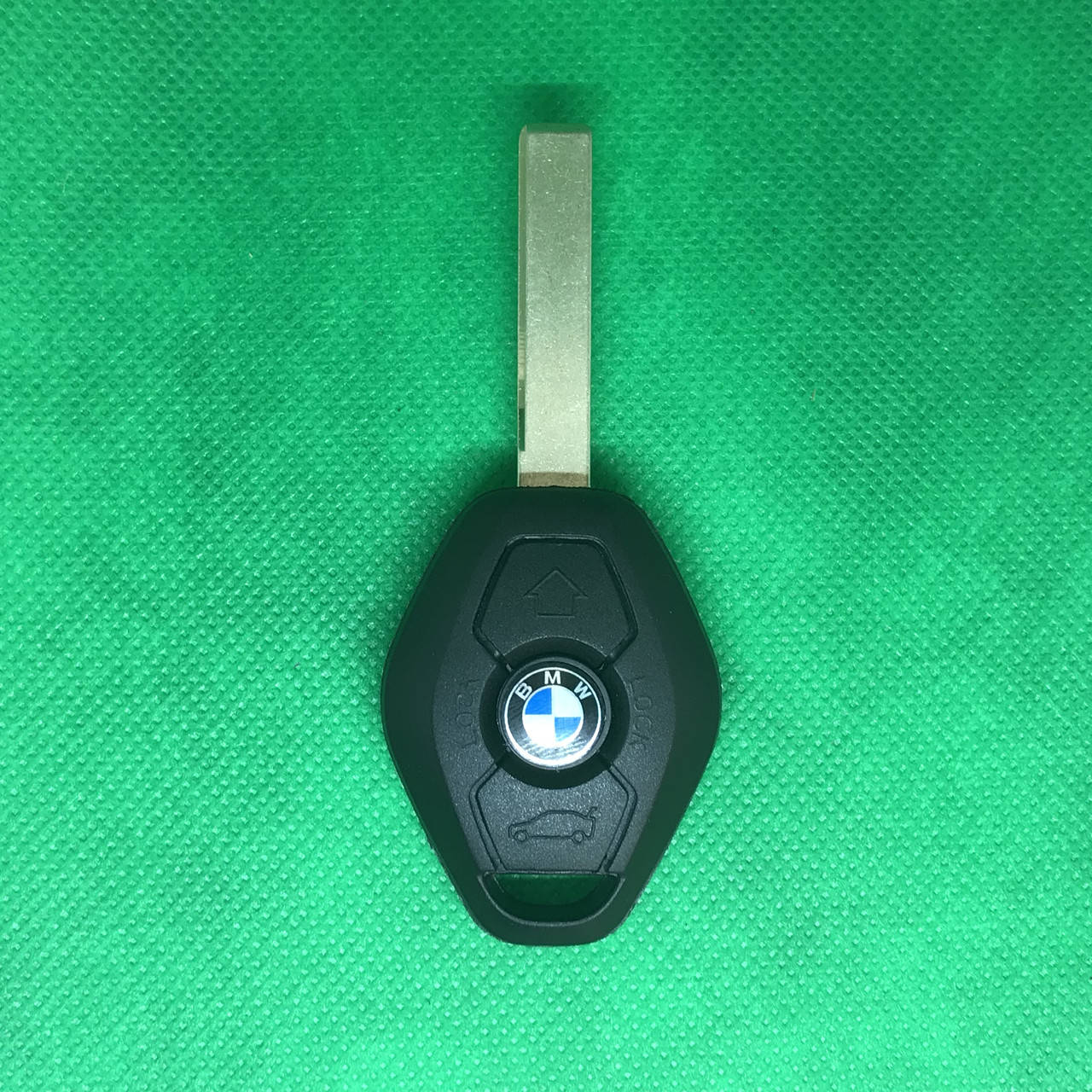 

Корпус авто ключа под чип для BMW Е46, Е53, Е60, Х3, Х5 (бмв) лезвие HU 92