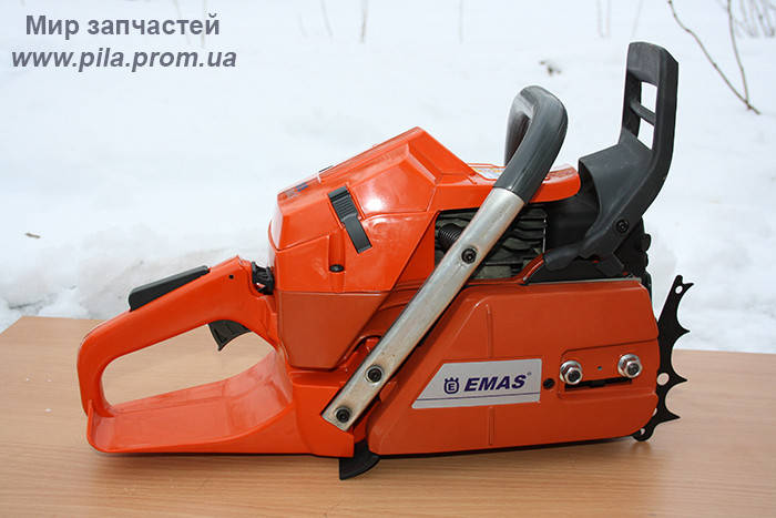 

Бензопила EMAS 372 SPECIAL без шины и цепи