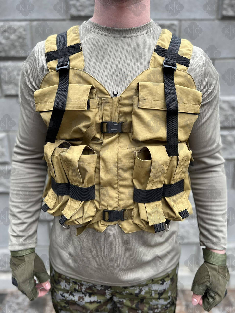 

Разгрузка, Разгрузочный жилет