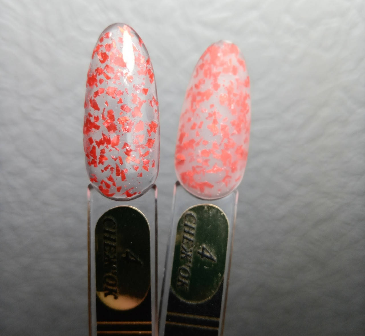 

004 снеж'ОК красный геометрия 5 гр КИСТЬ