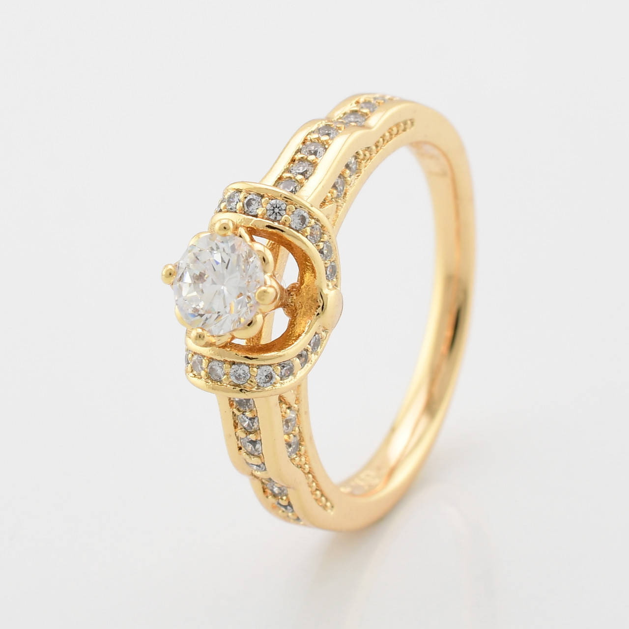 

Кольцо Xuping 11938 ширина 7 мм фианит позолота 18К размер 18