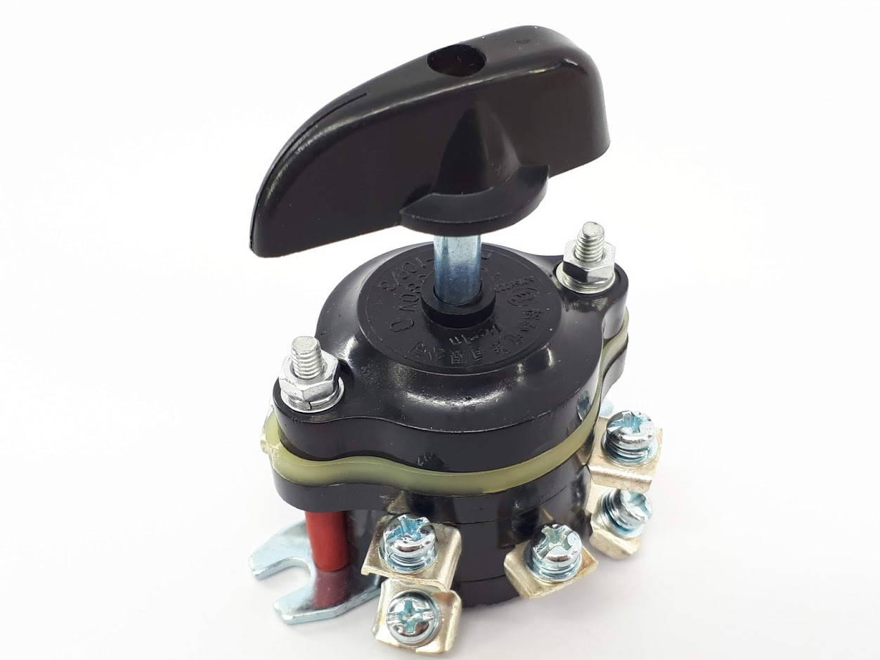 

Переключатель тумблер направления движения электроквадроцикла ATV 300-1000W 24-48V.