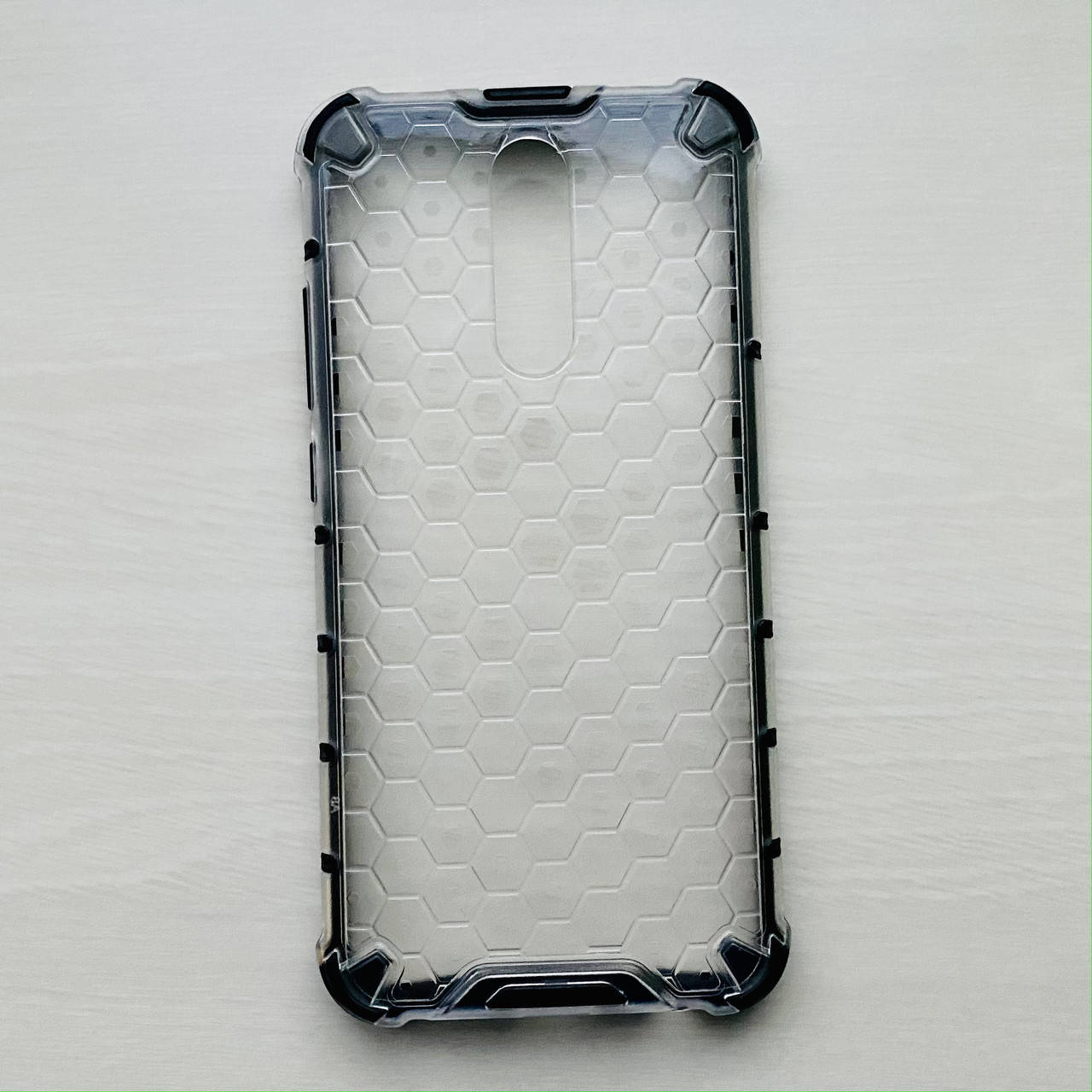 

Чехол прозрачный противоударный Xiaomi Redmi 8 / 8a