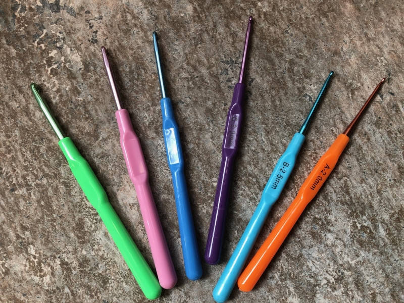 

Крючок с пластиковой ручкой 4.0 мм