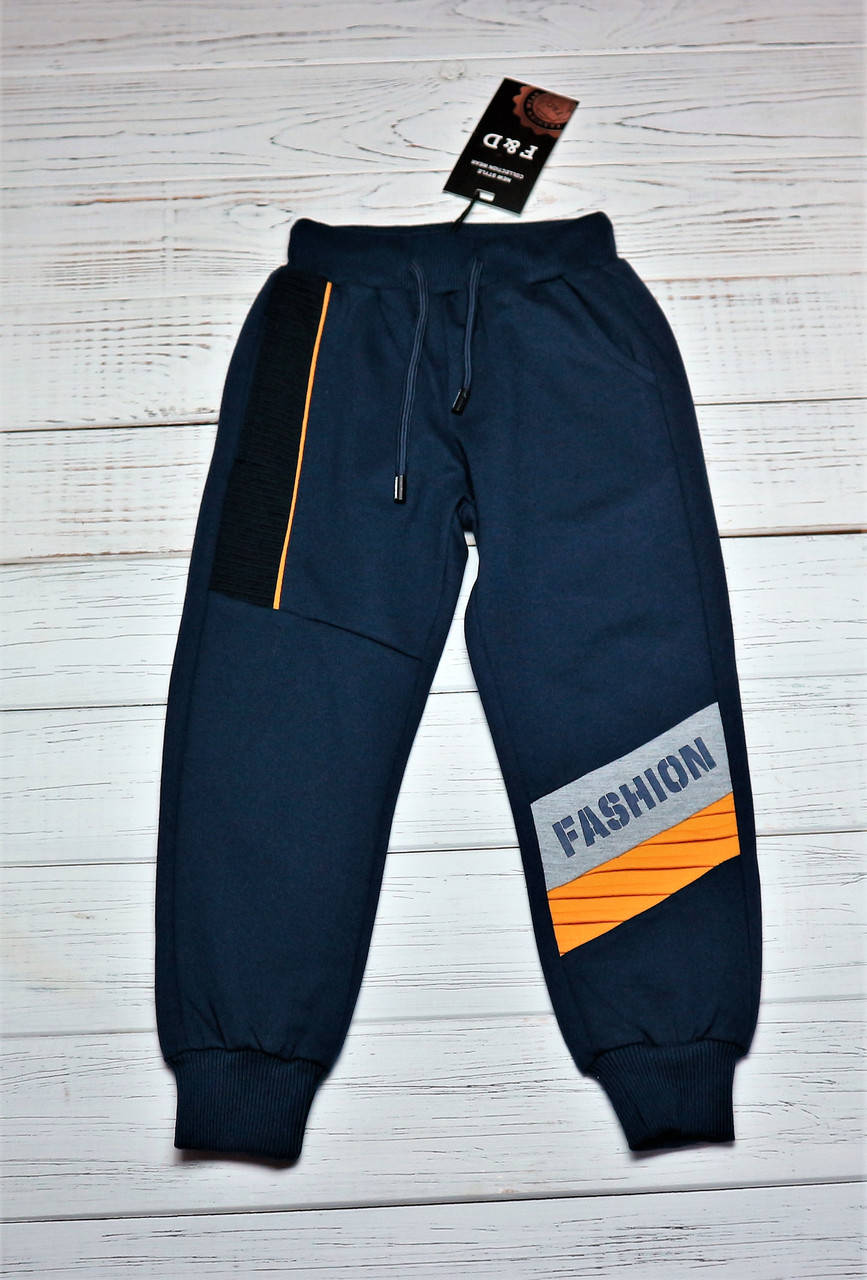 

Спортивные штаны для мальчика