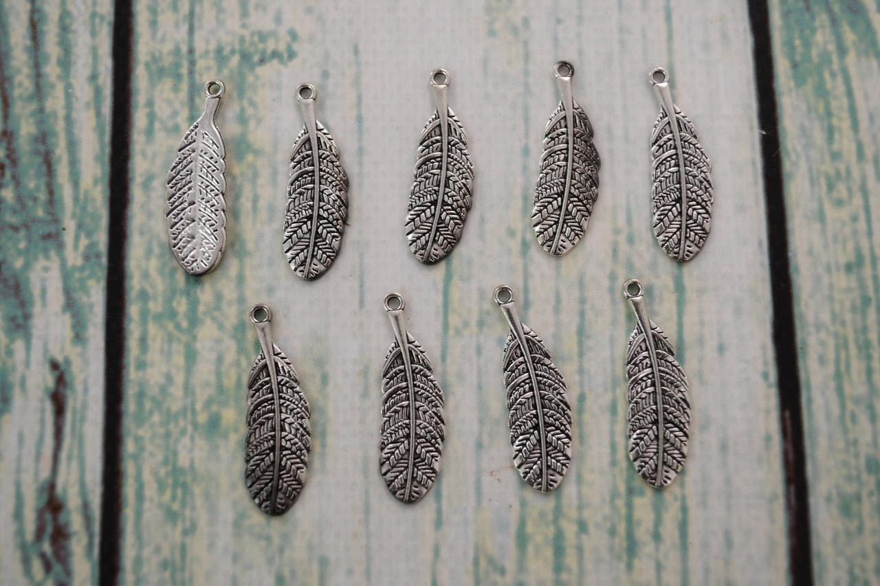 

Подвеска/шармик "Перо"