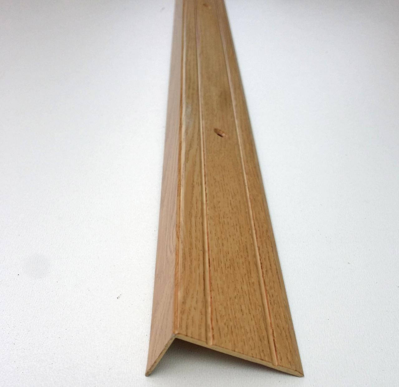 

Порожек для ступеней 40*20. УЛ 127 "под дерево" Дуб (краш), 0.9 м, Серый