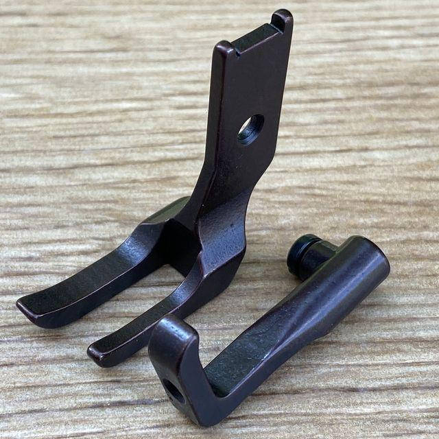 

Шагающие лапки 10795/10796 для швейных машин с тройным продвижением материала