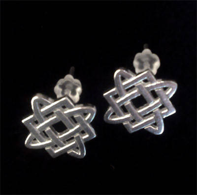 

"Звезда Лады-Богородицы3" серьги на гвоздиках из серебра 925-ой пробы