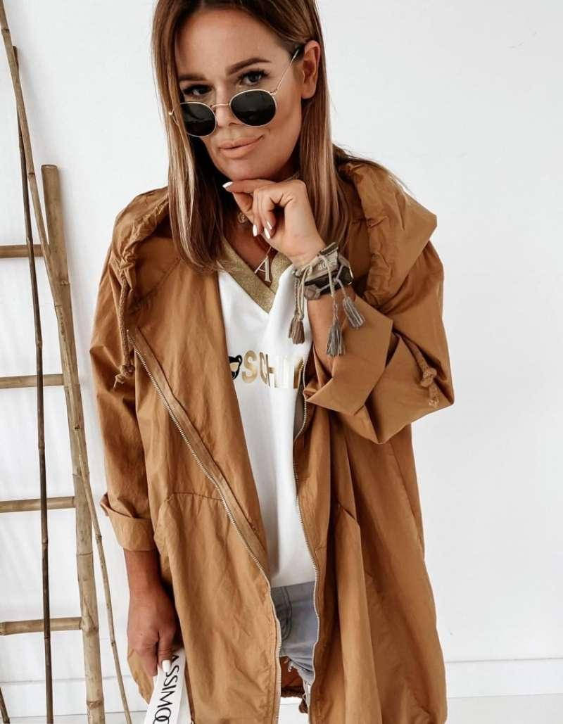 

Женская ветровка Drm бежевая SET92-290385 р. 50/52, Бежевый