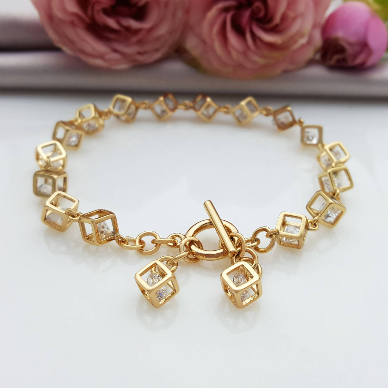 

Браслет "Куб" со вставками циркония, р.20, медсполав Xuping,18К