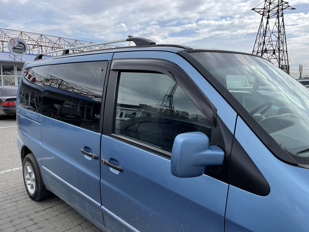 

Дефлекторы окон (ветровики) клеющие / накладные Д/о Mercedes Vito 638 1995-2003 (ck) 2шт (ANV-AIR)