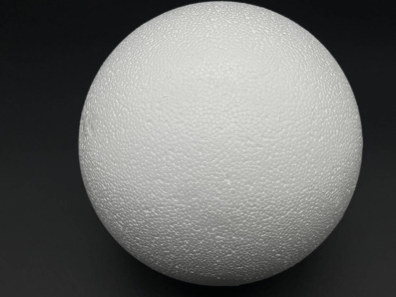 

Заготовки из пенопласта. Шар. 150мм.