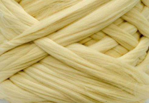 

Шерсть для валяния австралийский меринос 23 микрон (10 грамм = 35 см) - Шампань. Вовна