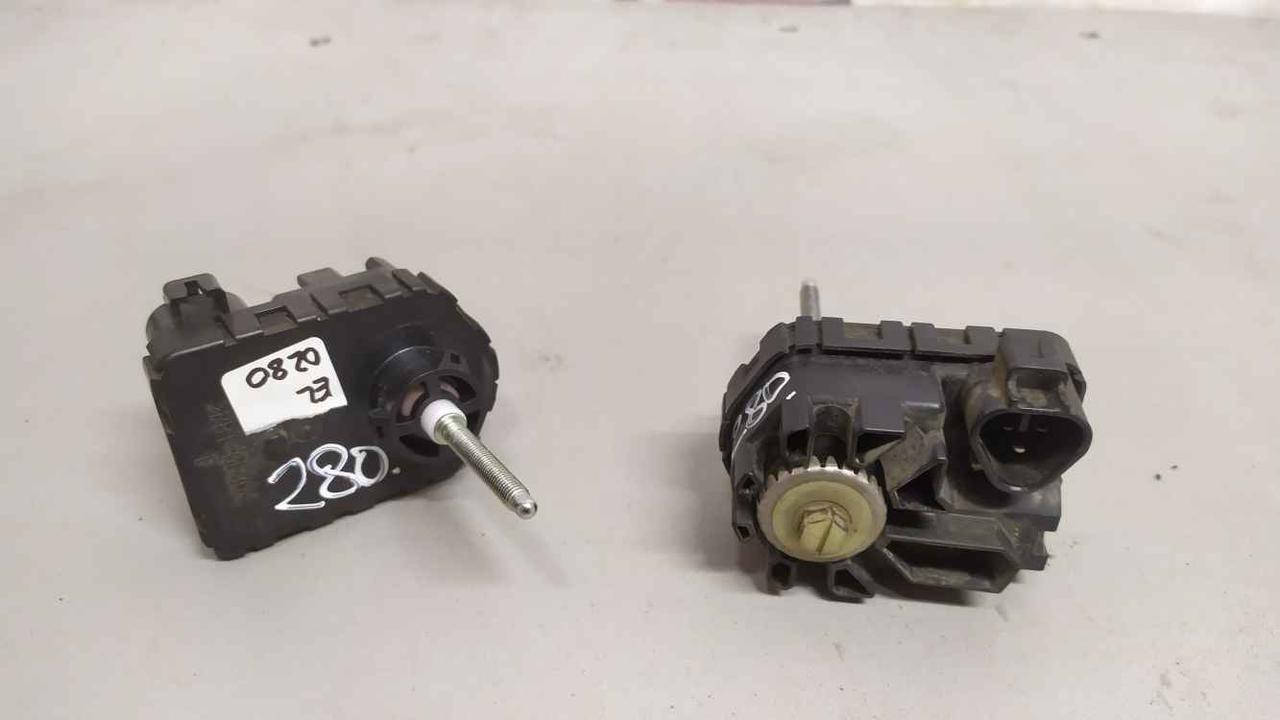 

EL0280 8566112020 Корректор фар Toyota Koito Lexus Honda, Subaru, Suzuki, 8566122020 www.avtopazl.com.ua 0