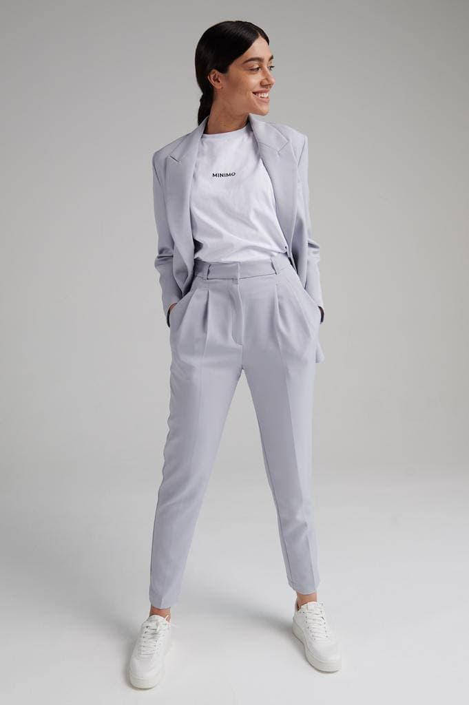 

Стильный костюм, Светло-серый