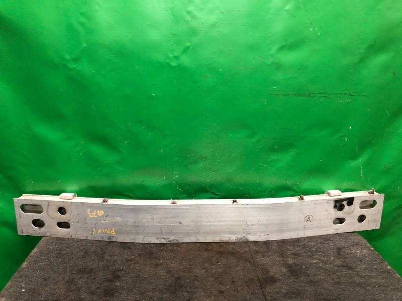 

Усилитель переднего бампера TOYOTA PRIUS - 30 09-17 5202147032