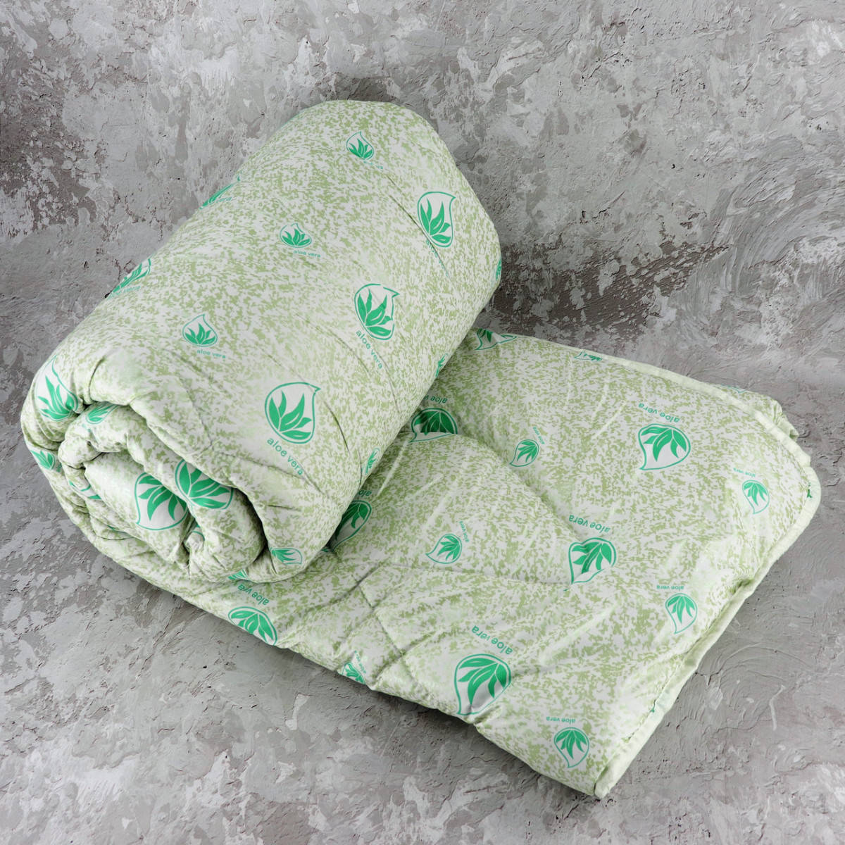 

Одеяло закрытое холлофайбер с пропиткой ALOE VERA (Микрофибра) Двуспальное 175х210 55069, Разные цвета