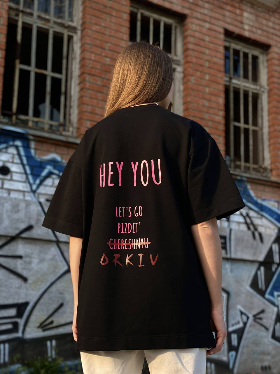 

Футболка Orki (колір чорний) L-XL