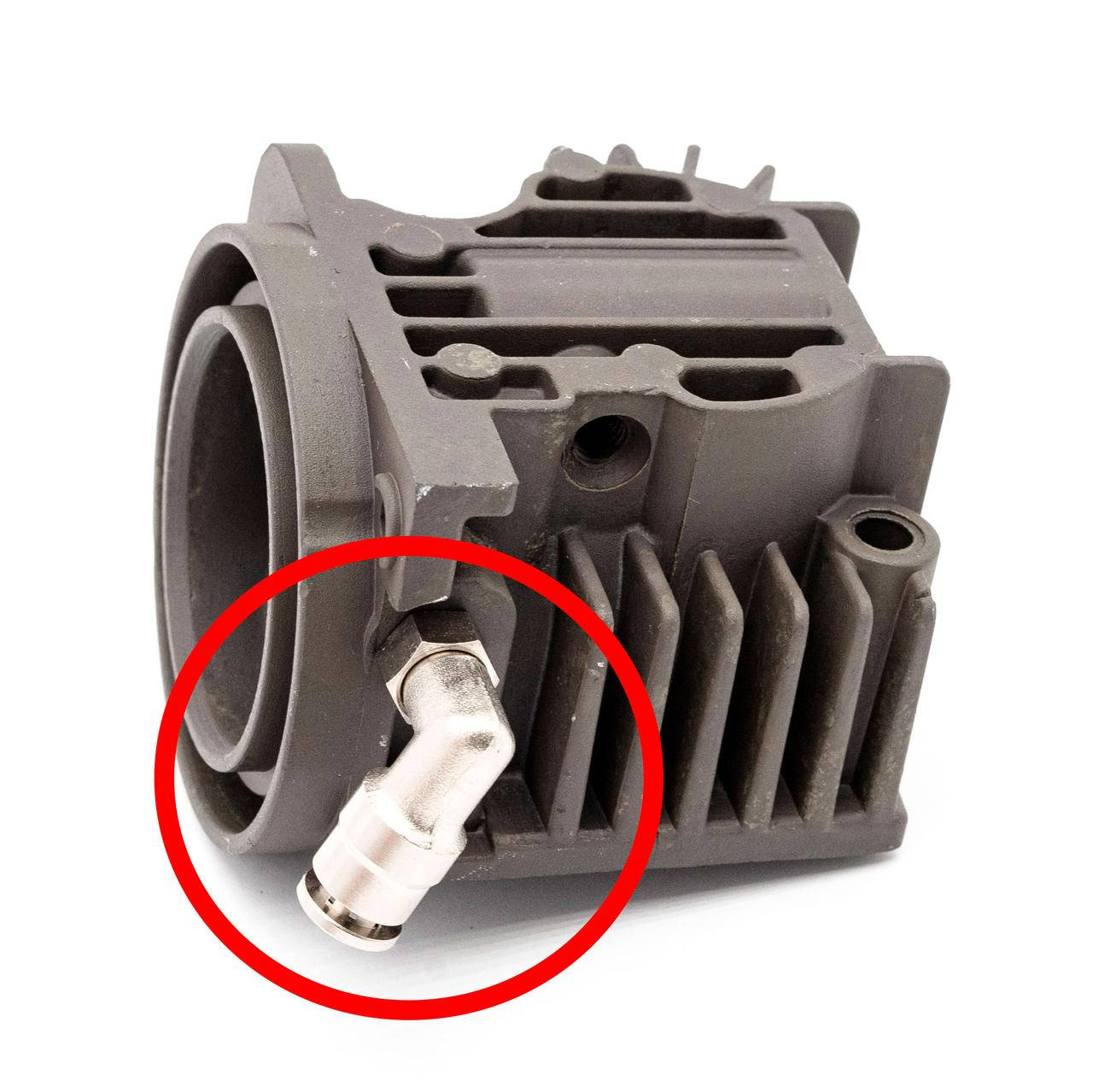 

Фитинг подкачки колес VW Touareg и Porsche Cayenne 7L0616725A уголок