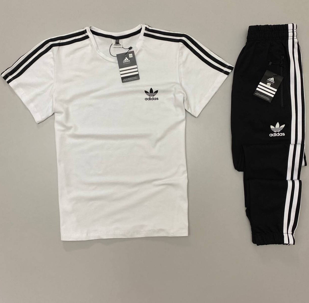 

Мужской спортивный костюм летний футболка+штаны Adidas Турция белый. Живое фото