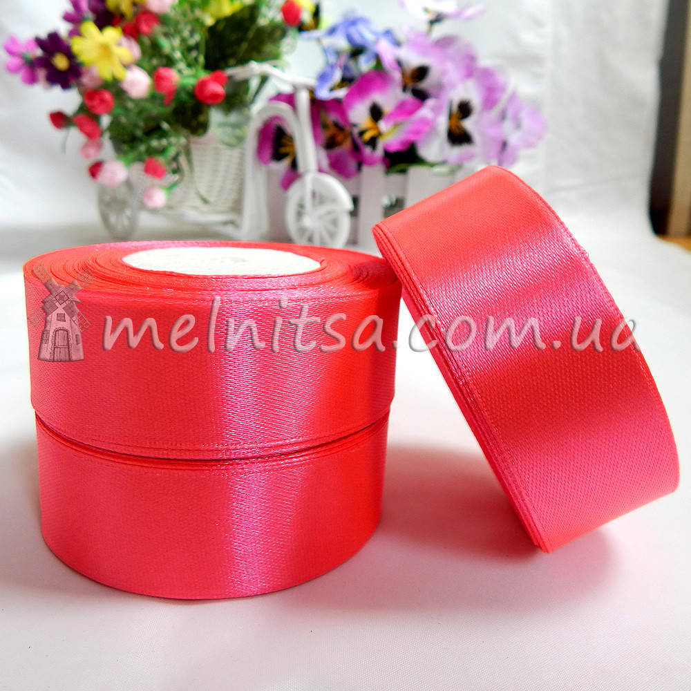 

Атласная лента 2,5 см, №14 ярко-розовая
