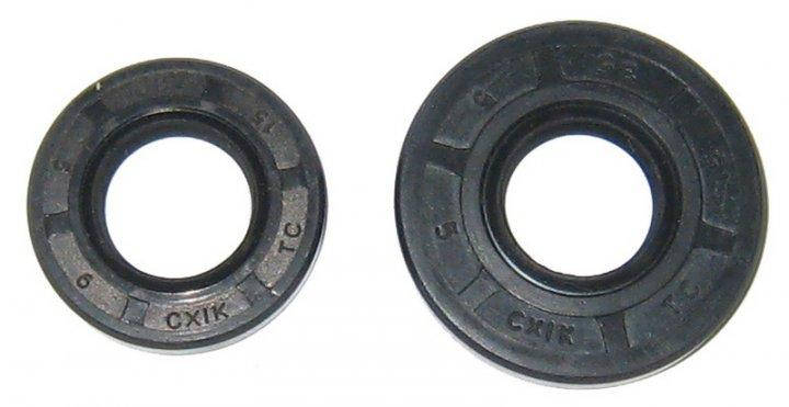 

Набор сальников бензопилы GoodLuck 4500 D15*28*5/15*35*5