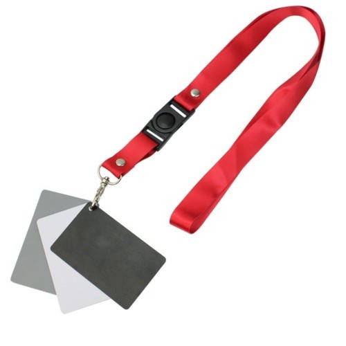 

Набор карт для настройки баланса белого и шнурок