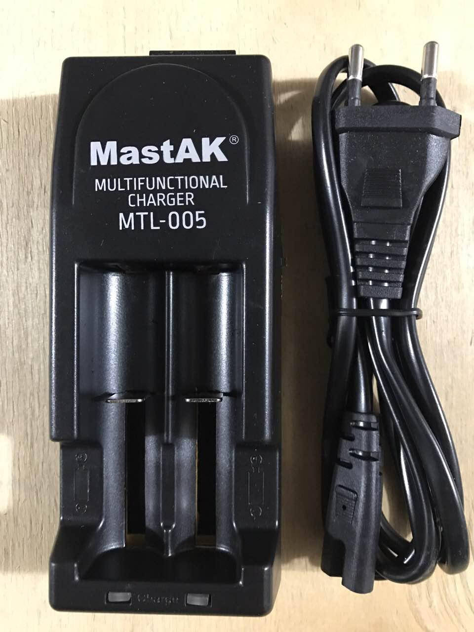 

Зарядное устройство MastAK MTL-005