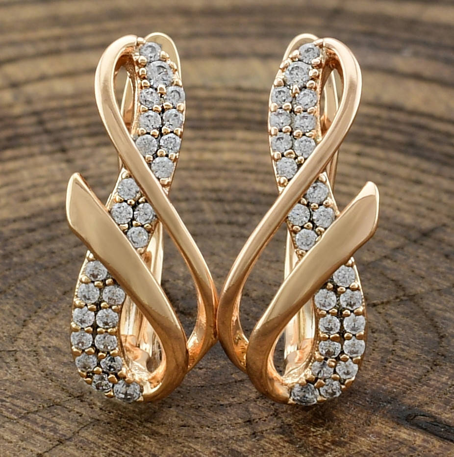 

Серьги Xuping 35153 размер 16х7 мм белые фианиты вес 2.1 г позолота 18К