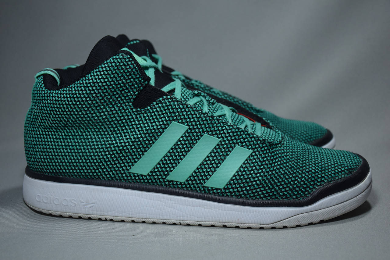 

Adidas Veritas Mid кроссовки мужские. Оригинал. 44 р./ 28 см.