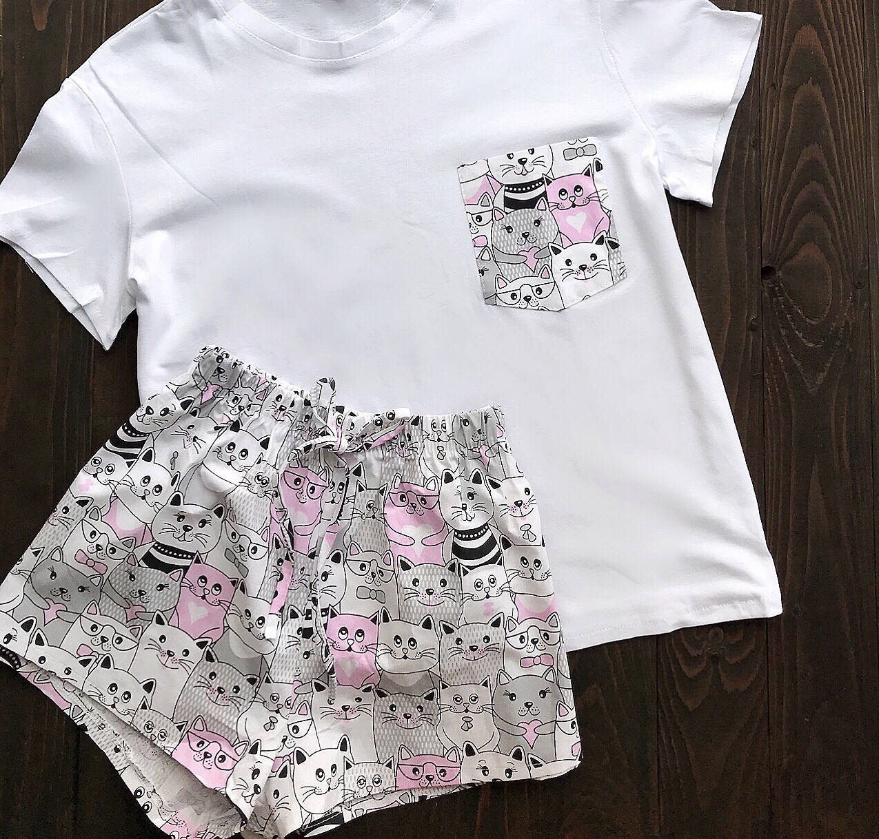 

Пижама футболка и шорты L-XL котики