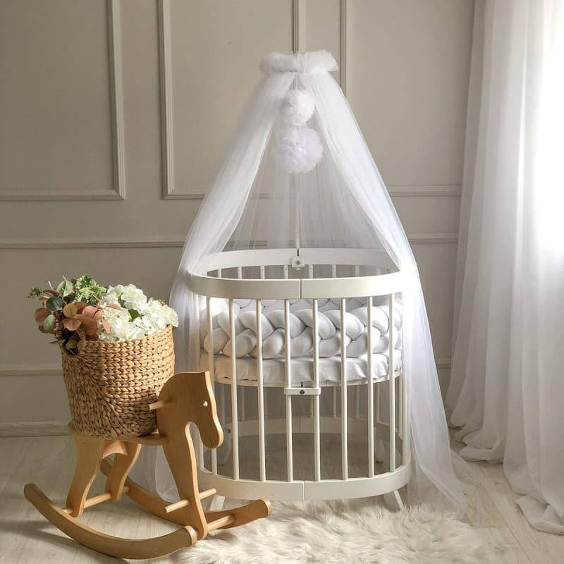 

Балдахин С Помпонами белый